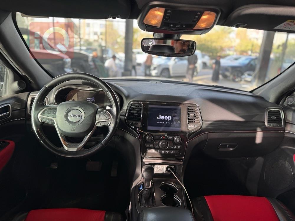 جيب جراند شيروكي